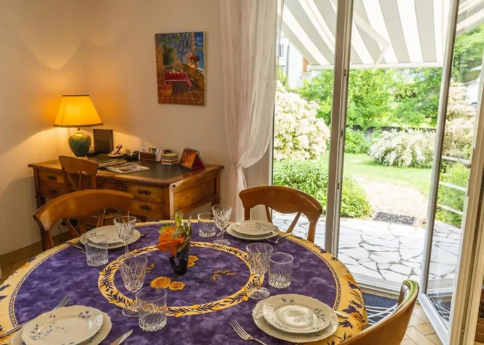 Clos Fleuri : Amboise Home With Amazing Gardens