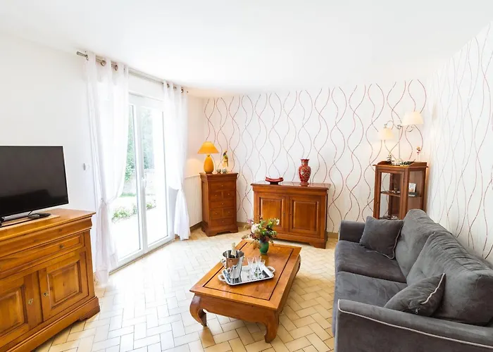 Clos Fleuri : Amboise Home With Amazing Gardens